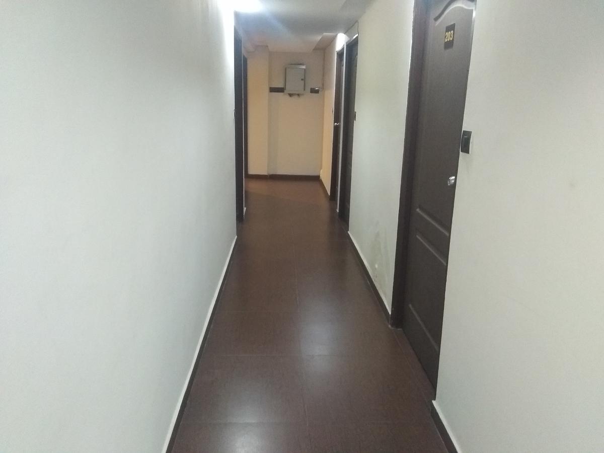 Hotel Royal Regency Bori  外观 照片